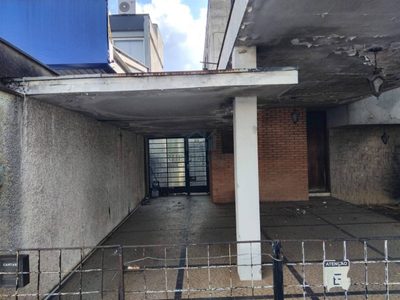 Casa, 4 quartos, 288 m² - Foto 2