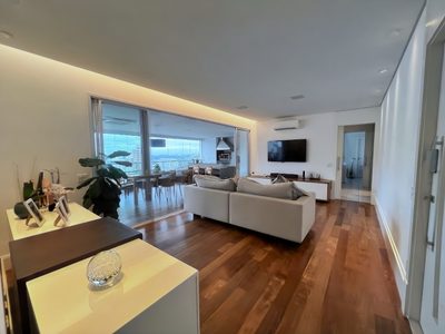 Apartamento, 4 quartos, 180 m² - Foto 1