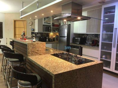 Casa, 3 quartos, 245 m² - Foto 4