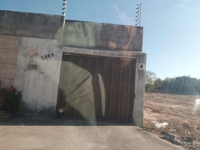 Casa, 2 quartos, 216 m² - Foto 1