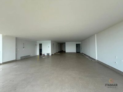 Apartamento, 4 quartos, 204 m² - Foto 3