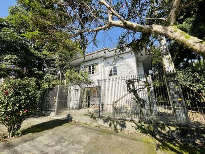 Casa, 3 quartos, 250 m² - Foto 1