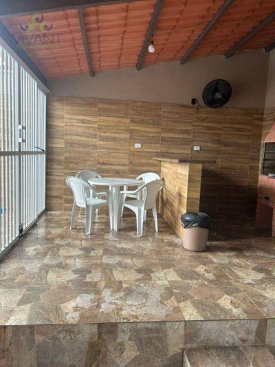 Casa, 3 quartos, 132 m² - Foto 2