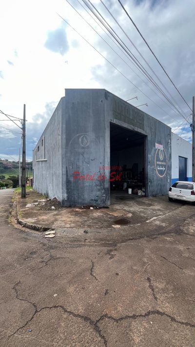 Depósito-Galpão, 215 m² - Foto 1