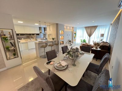Apartamento, 3 quartos, 136 m² - Foto 2