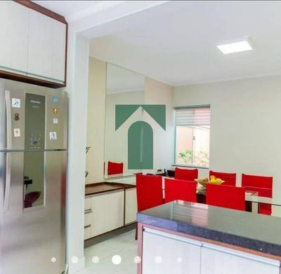 Sobrado, 4 quartos, 256 m² - Foto 2