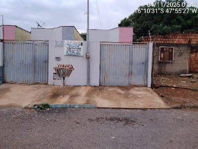 Casa, 2 quartos, 150 m² - Foto 1
