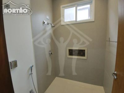 Casa, 1 quarto, 196 m² - Foto 1