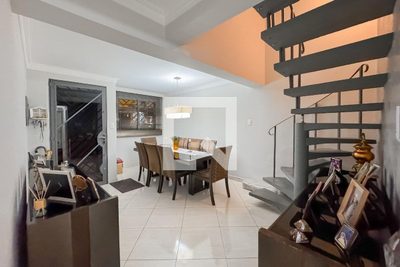 Casa, 3 quartos, 174 m² - Foto 2