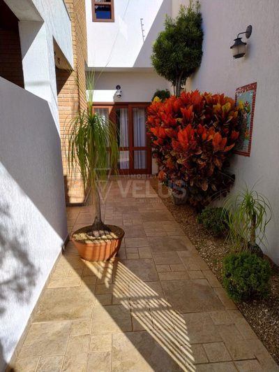 Casa, 4 quartos, 350 m² - Foto 2
