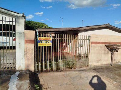 Casa, 5 quartos, 155 m² - Foto 1