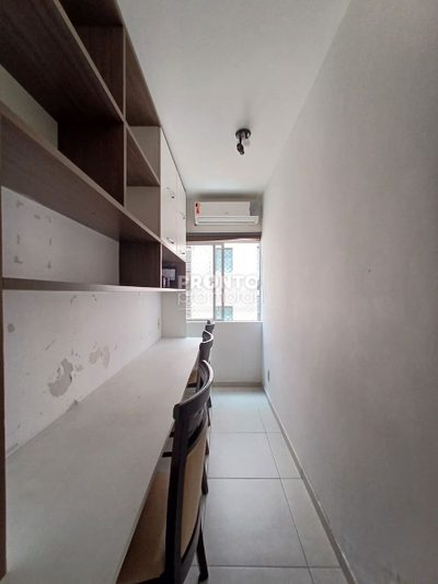Apartamento, 4 quartos, 181 m² - Foto 2