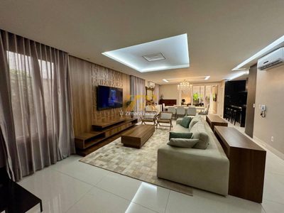 Sobrado, 3 quartos, 310 m² - Foto 1