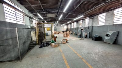 Depósito-Galpão, 588 m² - Foto 1
