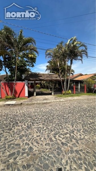 Casa, 6 quartos, 672 m² - Foto 1