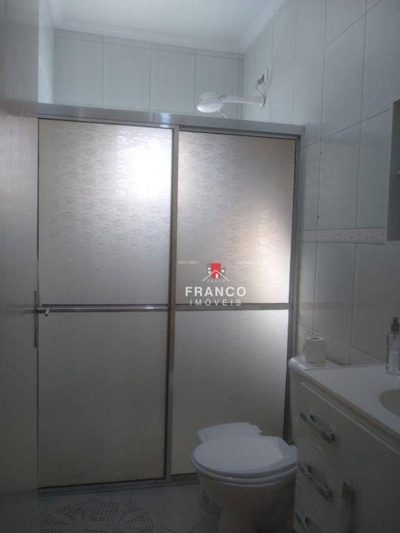 Casa, 5 quartos, 176 m² - Foto 2