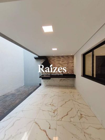 Casa, 3 quartos, 169 m² - Foto 2