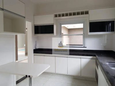 Casa, 4 quartos, 270 m² - Foto 2