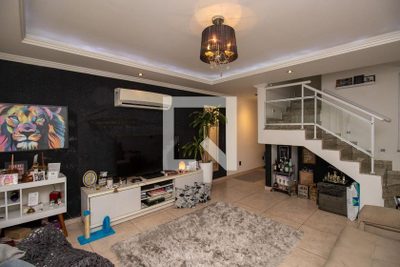 Casa, 3 quartos, 240 m² - Foto 3