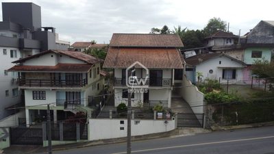 Casa, 5 quartos, 330 m² - Foto 2