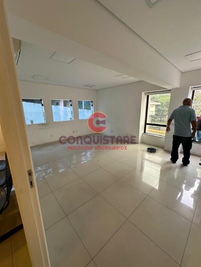 Prédio Inteiro - Foto 4