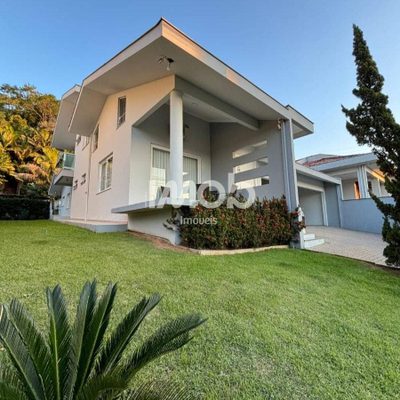 Casa, 3 quartos, 400 m² - Foto 1
