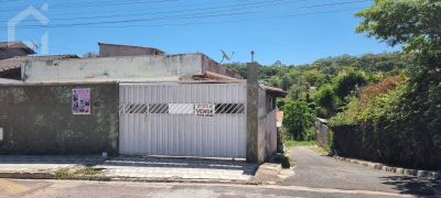 Casa, 3 quartos, 216 m² - Foto 1