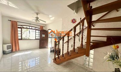 Sobrado, 3 quartos, 168 m² - Foto 2
