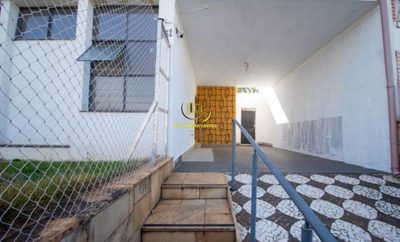 Casa, 3 quartos, 255 m² - Foto 1