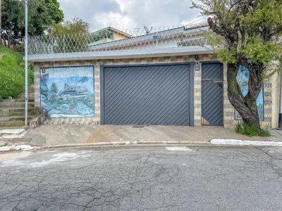 Casa, 5 quartos, 250 m² - Foto 1