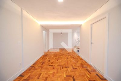Apartamento, 1 quarto, 66 m² - Foto 2