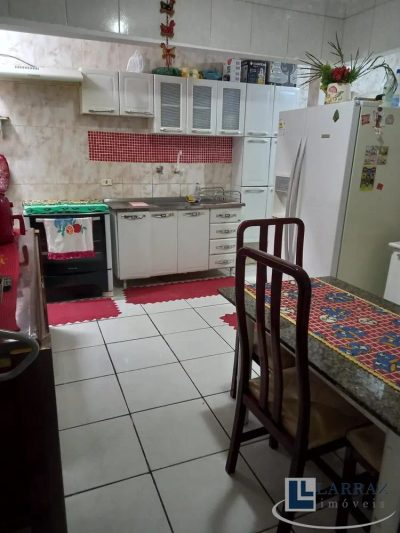 Sobrado, 3 quartos, 178 m² - Foto 1
