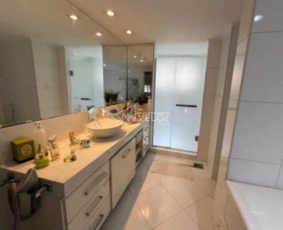 Apartamento, 4 quartos, 223 m² - Foto 1