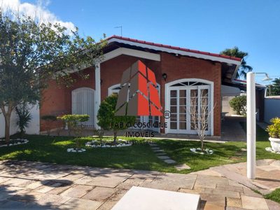 Casa, 3 quartos, 230 m² - Foto 2