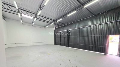 Depósito-Galpão, 150 m² - Foto 1