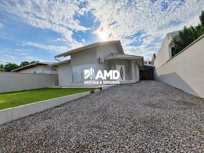 Casa, 3 quartos, 220 m² - Foto 2
