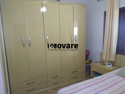 Casa, 3 quartos, 180 m² - Foto 1