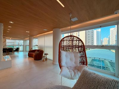 Apartamento, 3 quartos, 264 m² - Foto 2