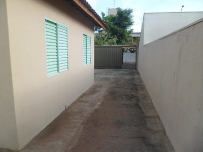 Casa, 2 quartos, 48 m² - Foto 2