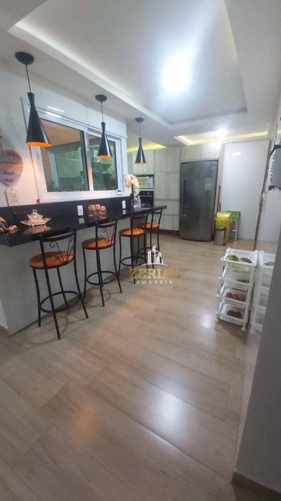 Sobrado, 3 quartos, 270 m² - Foto 4