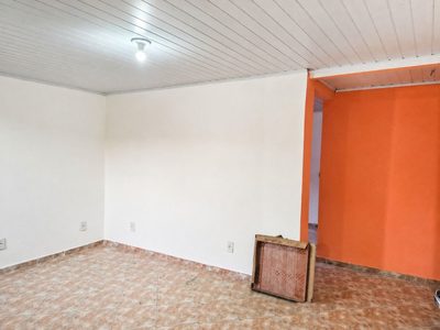 Casa, 2 quartos, 82 m² - Foto 2