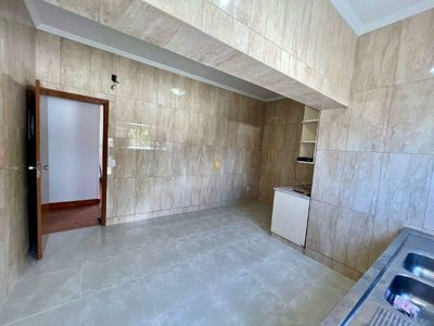 Casa, 4 quartos, 216 m² - Foto 1
