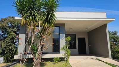 Sobrado, 3 quartos, 205 m² - Foto 1