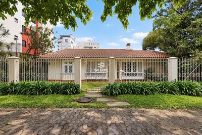 Casa, 4 quartos, 248 m² - Foto 1