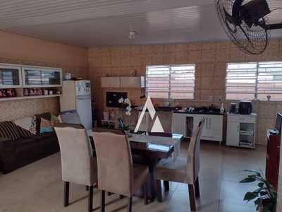 Casa, 3 quartos, 184 m² - Foto 3