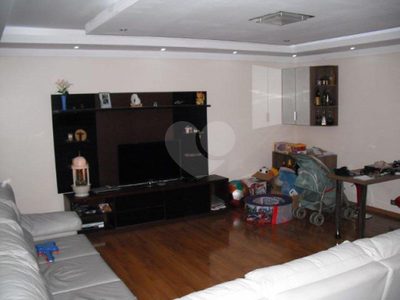 Sobrado, 3 quartos, 204 m² - Foto 1