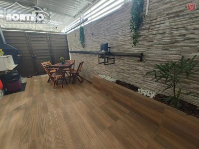 Casa, 5 quartos, 120 m² - Foto 3