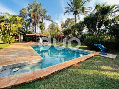 Casa, 5 quartos, 158 m² - Foto 1