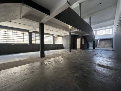 Loja-Salão, 600 m² - Foto 1