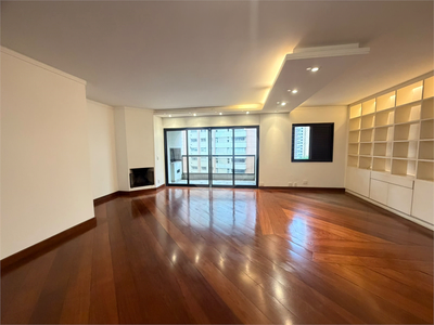 Apartamento, 3 quartos, 132 m² - Foto 1